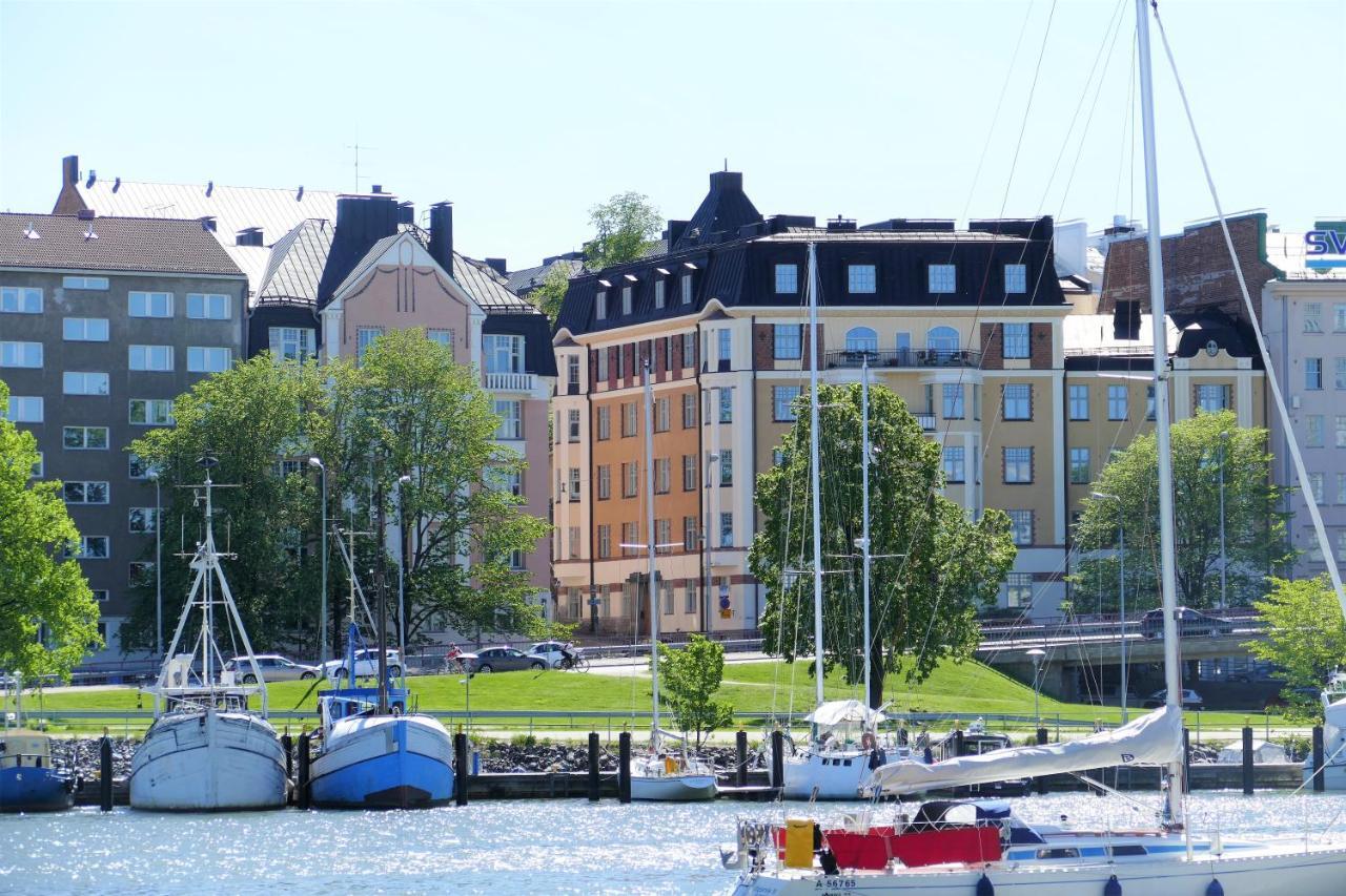 Lejlighed i Helsinki Centrum på 42 m². Soveværelser: 1. Private badeværelser: 1. Eksteriør billede